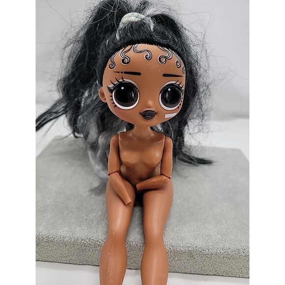 LOL  OMG Sunshine Makeover Switches 9" NO HANDS - Picture 3 of 16